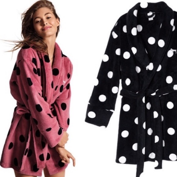 PINK Victoria's Secret Other - Polka dot robe small